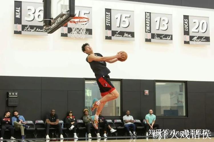 继续追梦！崔永熙与开拓者签下Exhibit10合同